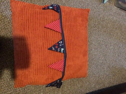 Tracker Bunting