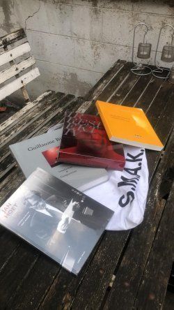 Selection SMAK Art books + DL + Thanks on Social Media
