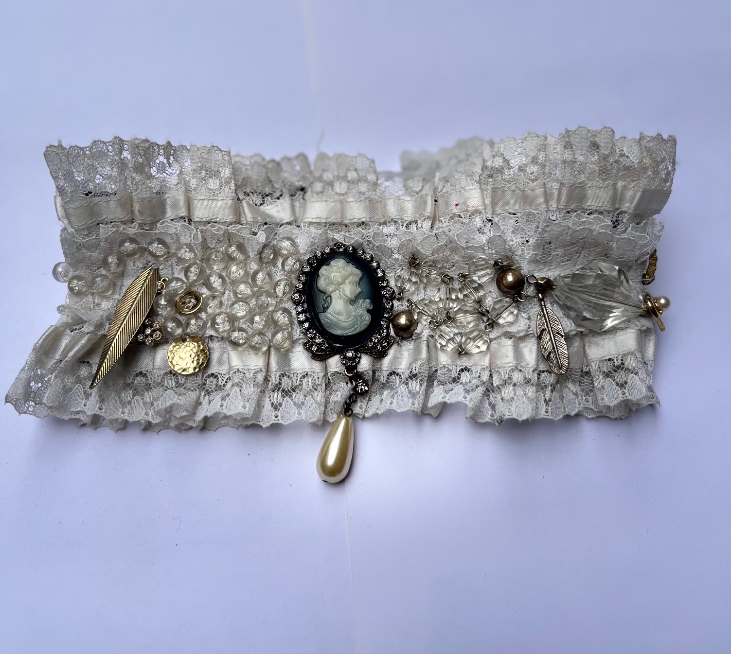 One-off handmade neck ruff by Britt.